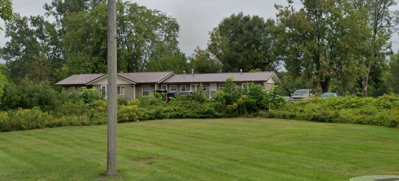 Redwood Motel - Now A Private Residence (newer photo)